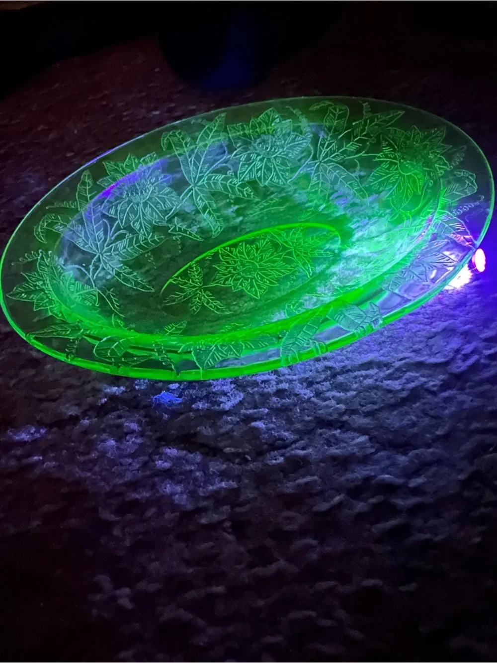 Jeanette’s Glass Ponsettia Uranium Glass Oval Bowl